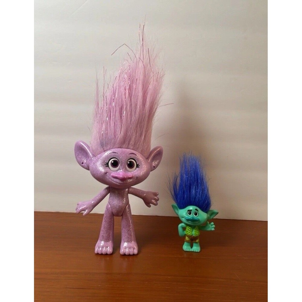 2  Trolls Figures dolls Lot Dreamworks purple glitter girl and Branch